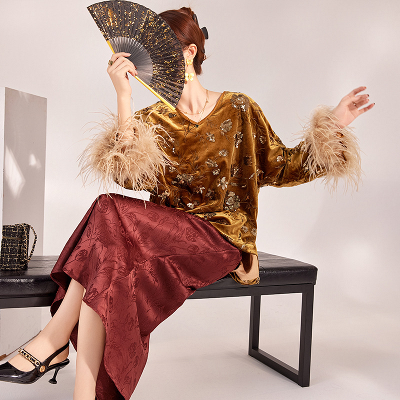 مجموعة بلوزة شتوية بأساور ريش  - مراجعة Silk Blouse وسعره