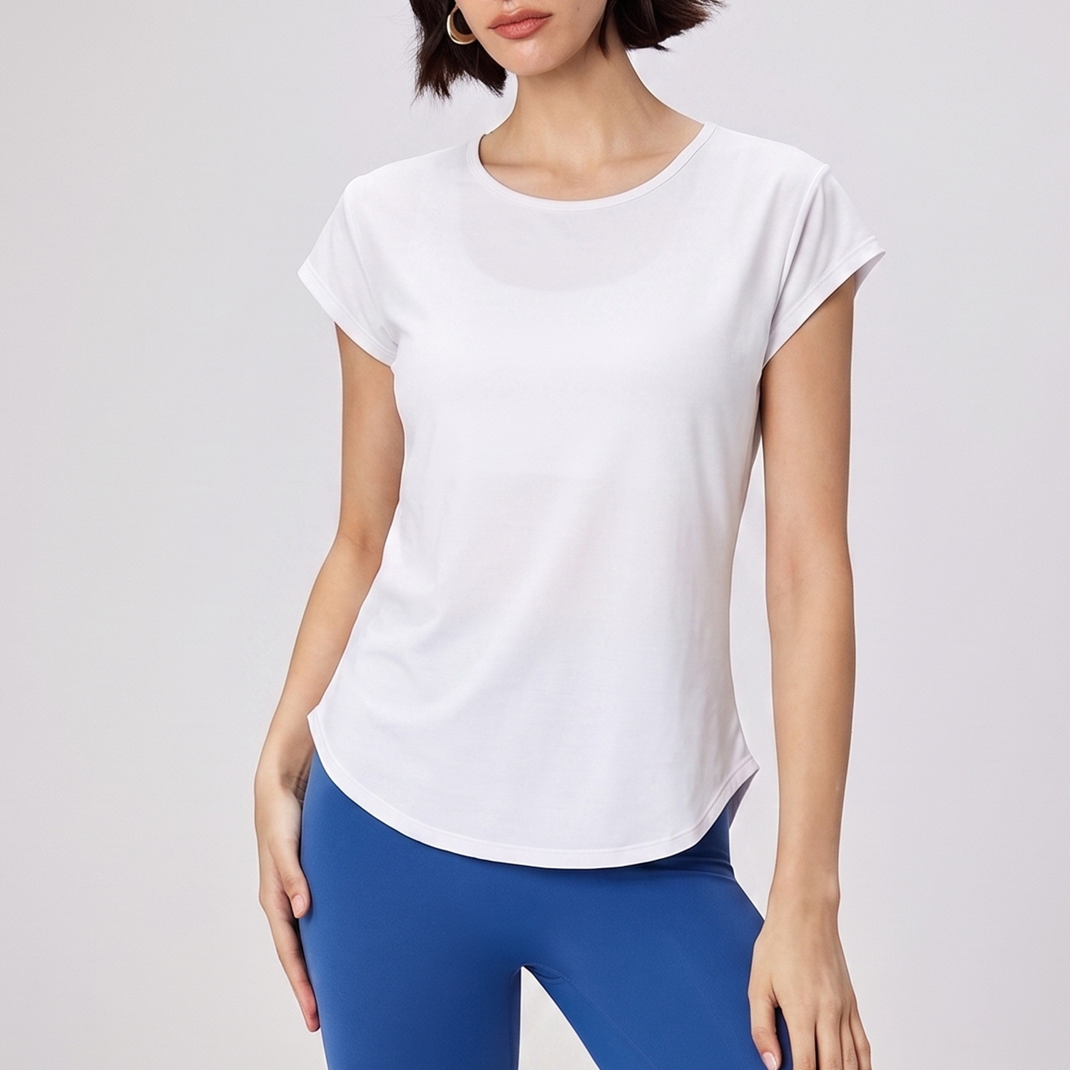 تيشيرت يوغا نسائي بأكمام قصيرة - مراجعة Silk Blouse وسعره