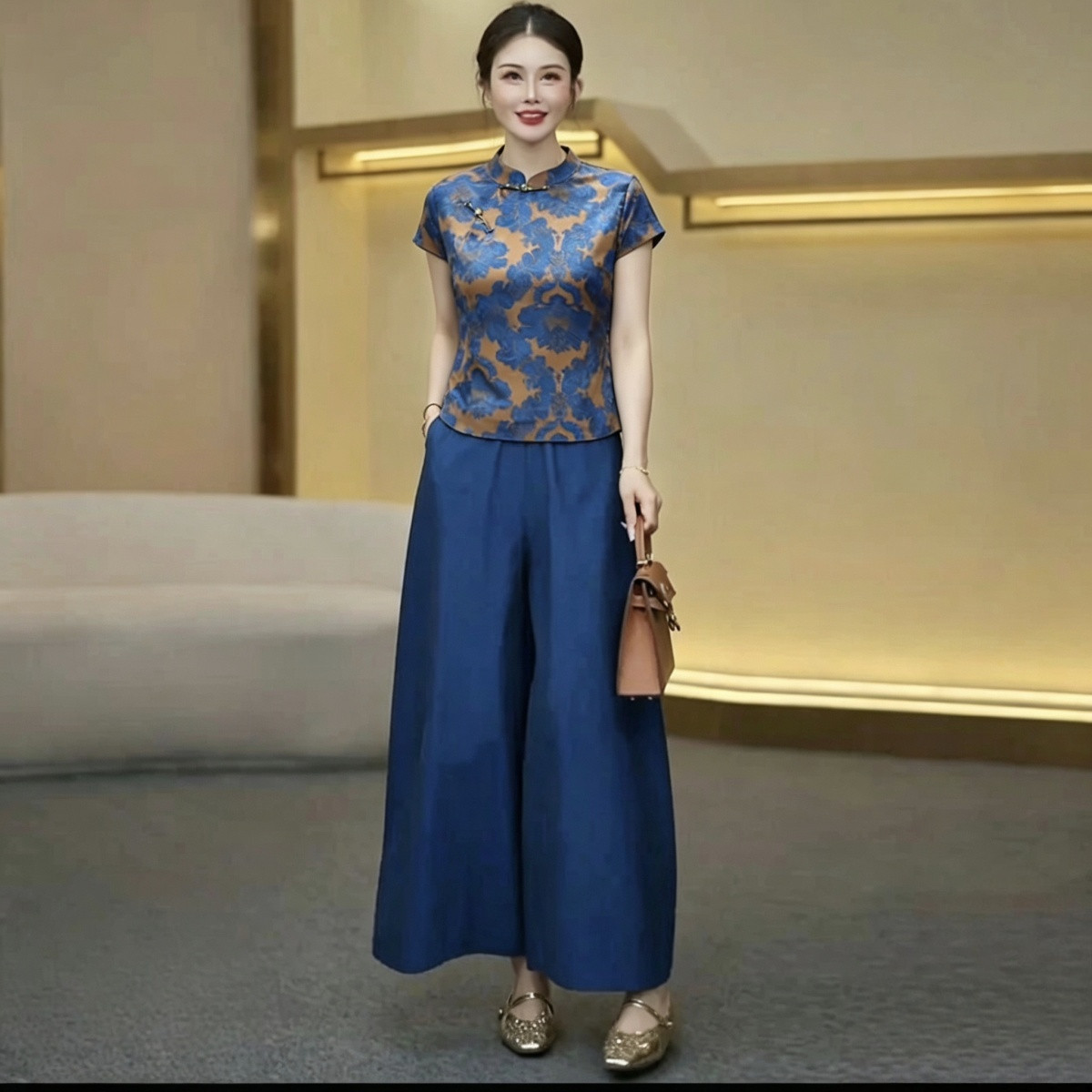 بدلة حريرية صيفية جديدة بتصميم - مراجعة Silk Blouse وسعره