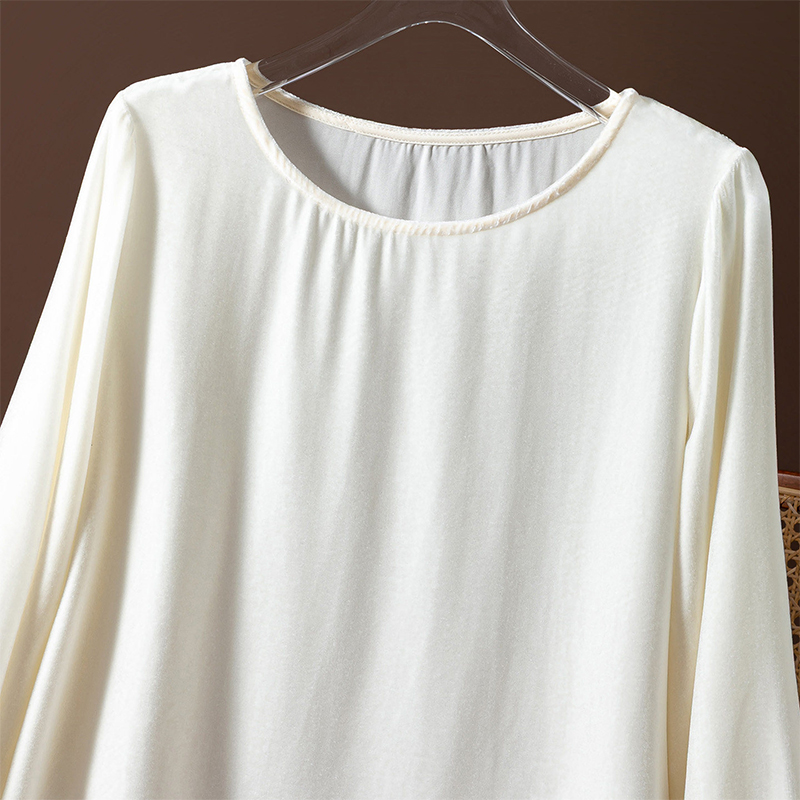 بلوزة نسائية من الحرير الطبيعي - مراجعة Silk Blouse وسعره