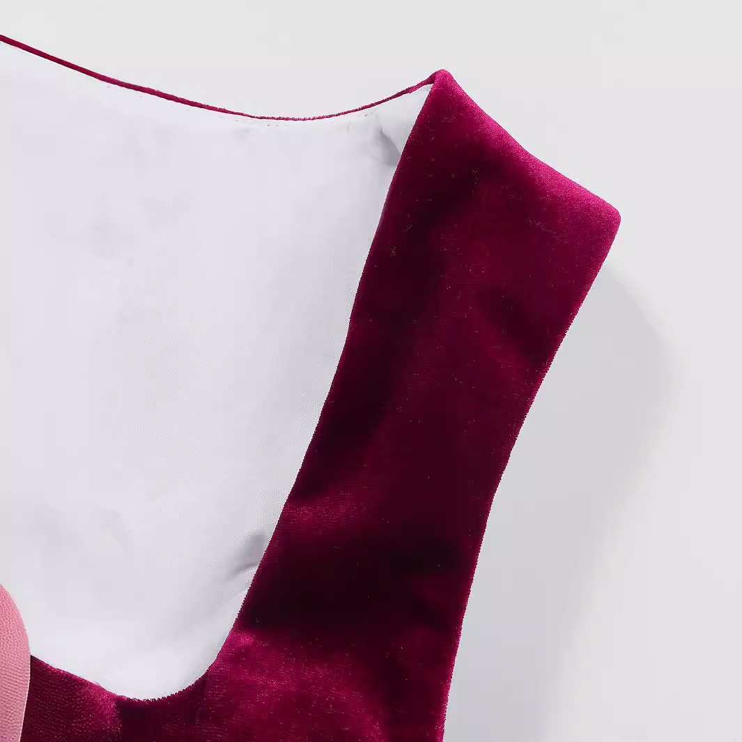 زي خادمة بيرة لمهرجان أكتوبرفس - مراجعة Midi Dress وسعره