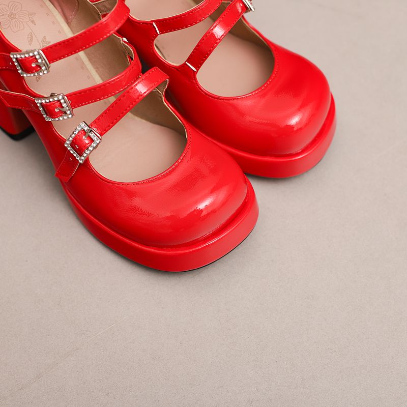 حذاء نسائي من ماركة SIMLOVEYO  - مراجعة Pump Heel Block وسعره