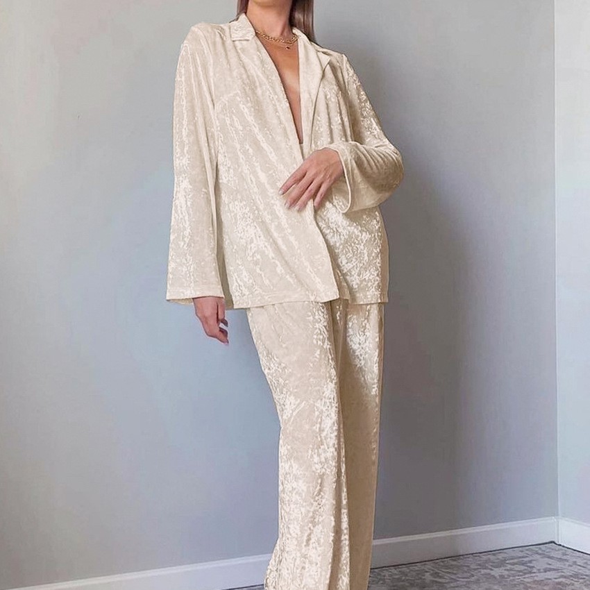طقم بيجامة لانجري مخملي بتصميم - مراجعة Womens Blazer وسعره
